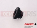 067046040 - Plug