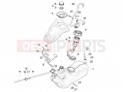 vespa 946 150 4Str / RED Fuel tank