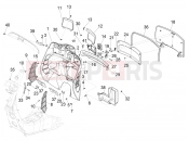 vespa Vespa GTS 300 ABS Super - SuperSport - Super Tech (CA, USA) Front glove-box - Knee-guard panel