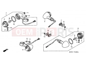 HONDA VT750DC2 Black Widow 2002 F-24 FLASHING