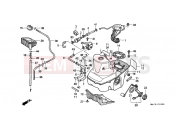 HONDA ST1100W Pan-European 1998 F-19 FUEL TANK