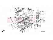 HONDA ST1300A2 ST1300 2002 E-2 RIGHT CYLINDER HEAD